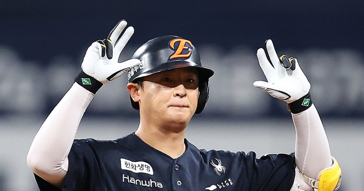 KIA→한화 트레이드가 인생을 바꿨다…연봉 1억 1000만원 급상승, 올해는 100억 거포 유탄 피할수 있나