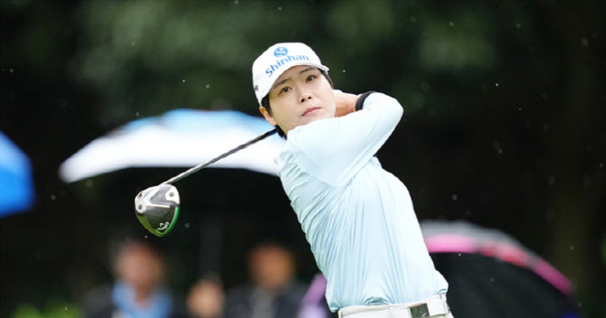 '버디 9개, 이글 1개' 이소미, 혼다 타일랜드 36홀 최소타 경신하고 선두 질주