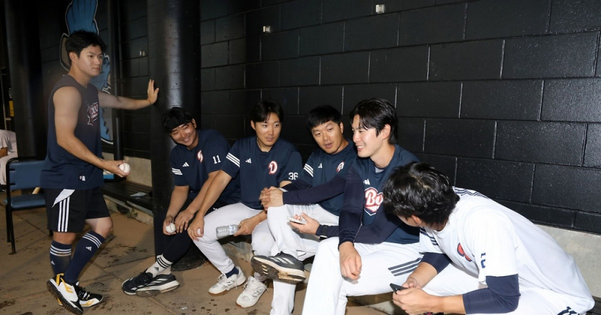 드디어 '초대형 트레이드 주인공' 터졌다! "야구 인생에서 처음" 두산 캠프 초반 실전부터 펄펄 '기대감 UP'