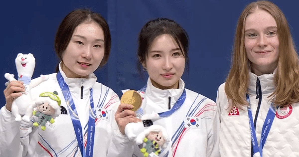 김길리 '황금 질주'... 최민정과 완벽 피날레, 1500m 金·銀 동반 쾌거