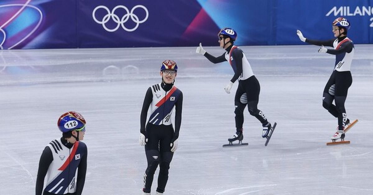 '20년 만에 金은 실패했지만'… 한국, 男 계주서 올림픽 2연속 은메달 쾌거