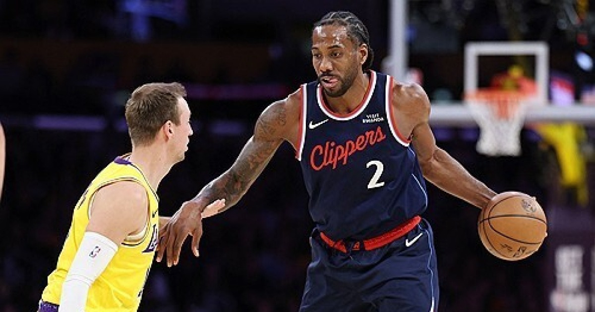 '레너드가 또?' 승부처에 사라진 에이스, 알고 보니 부상이었다