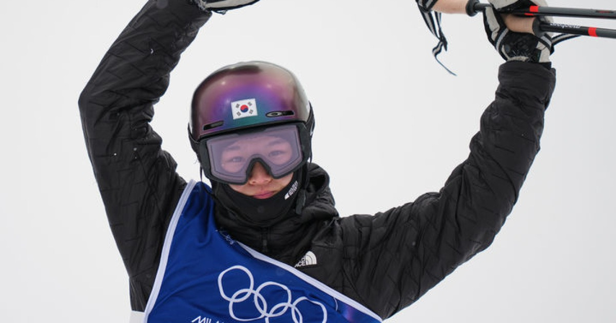 프리스키 이승훈, 연습 중 무릎 다쳐 결선 1차 시기 불발…"상태 보는 중"[2026 동계올림픽]