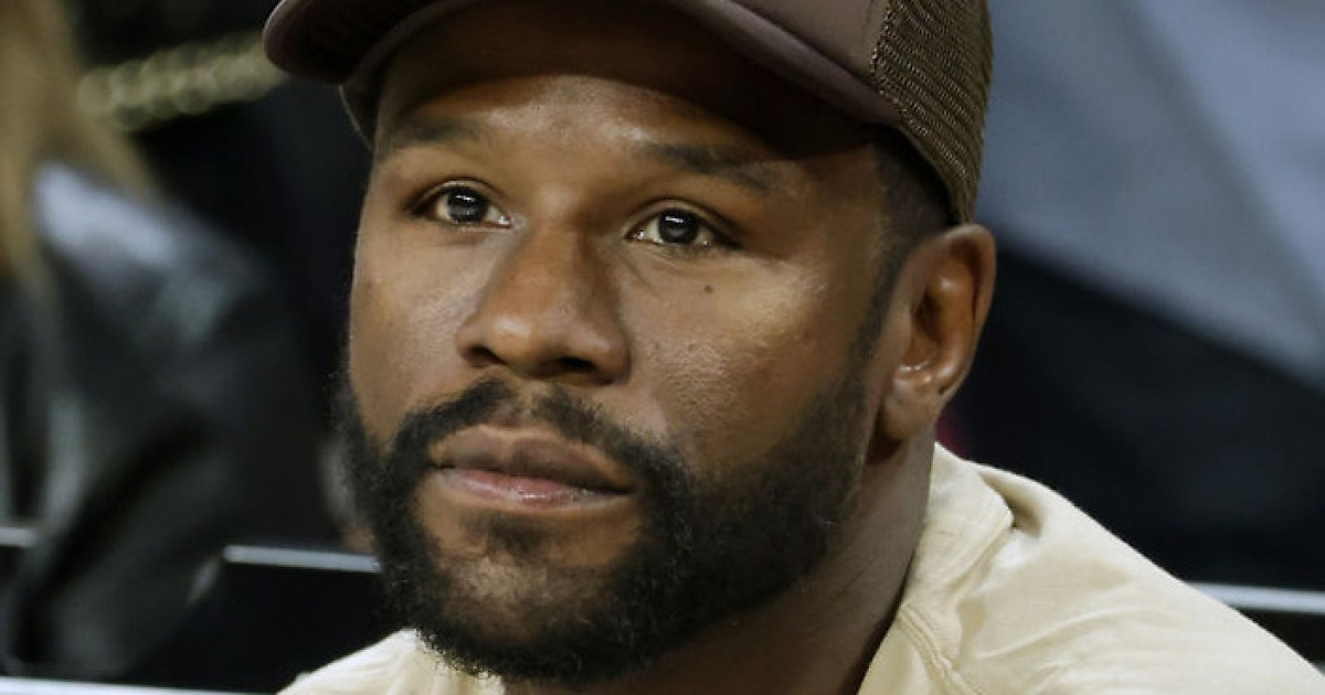 메이웨더 은퇴 전격 번복…타이슨과 경기→프로 복싱 복귀