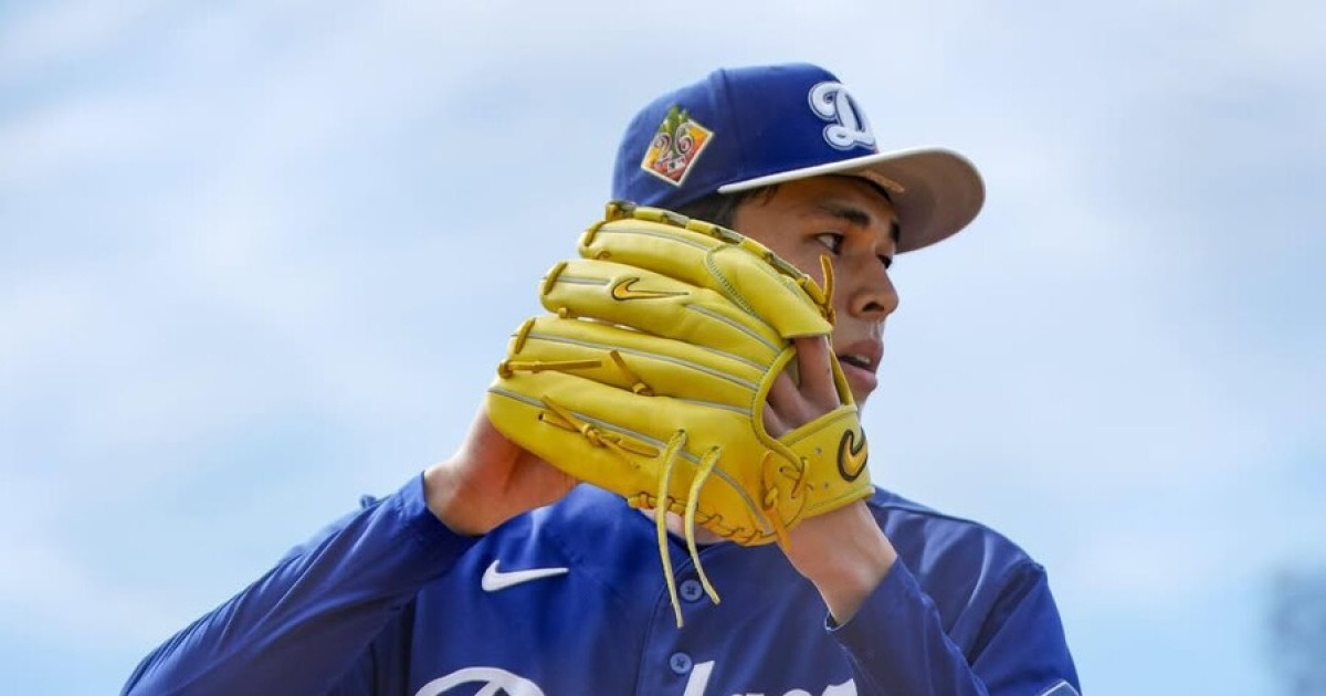 설마 사사키 트레이드? 다저스 사이영 3위와 연결…"사사키 핵심 카드" 美 매체 주장