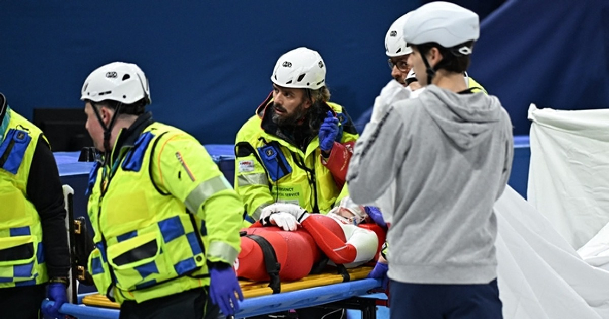 '끔찍한 장면 연출' 쇼트트랙 준준결승 도중 '안면 부상' 돌발 사고→"인근 병원 긴급 후송" [밀라노 올림픽]