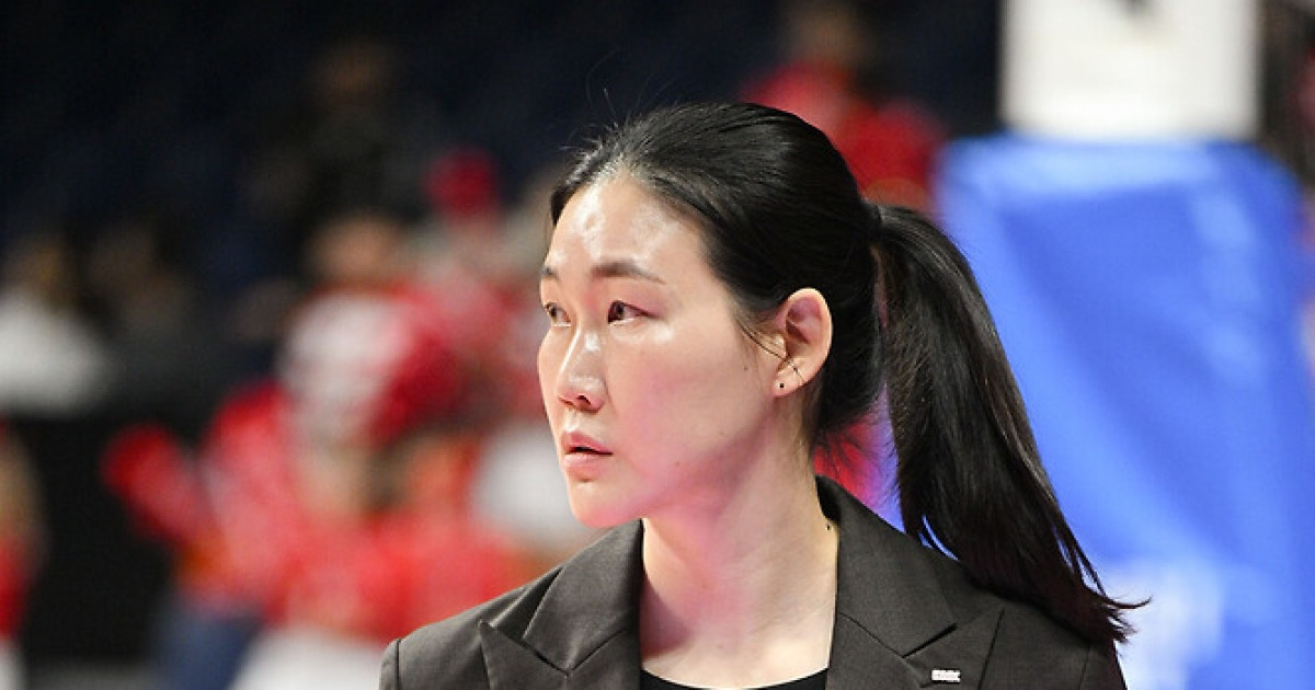 [웜업터뷰] 연장 후 신한은행 만나는 박정은 감독 “긍정적 가능성을 많이 말했다”