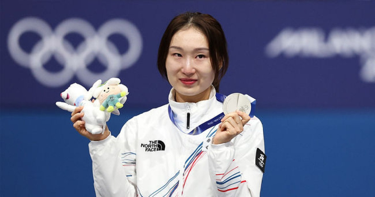 한국 새 역사 쓴 최민정, 이재명 대통령의 축전, "그의 여정은 자랑스러운 역사" [2026 동계올림픽]
