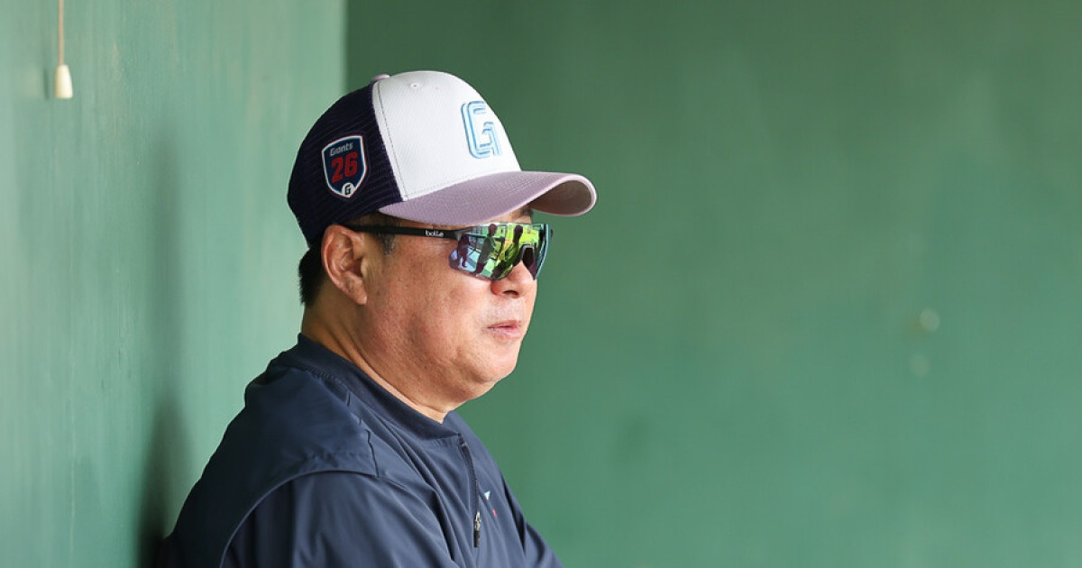 롯데 불법도박 4인방 향한 김태형 감독의 일침 "생각 없이 행동했으면, 책임져야지"