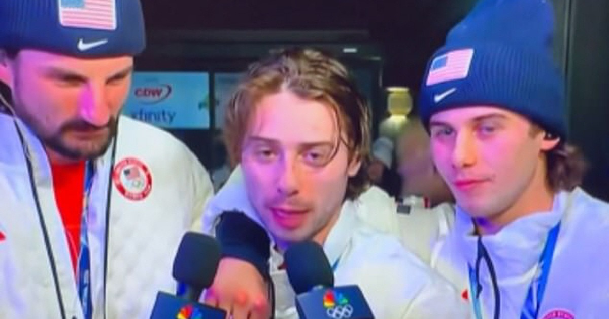 한국은 금메달리스트라도 이렇게 인터뷰 불가...맥주 들고 만취 상태로 "우린 금메달리스트, 응원 감사" 환호