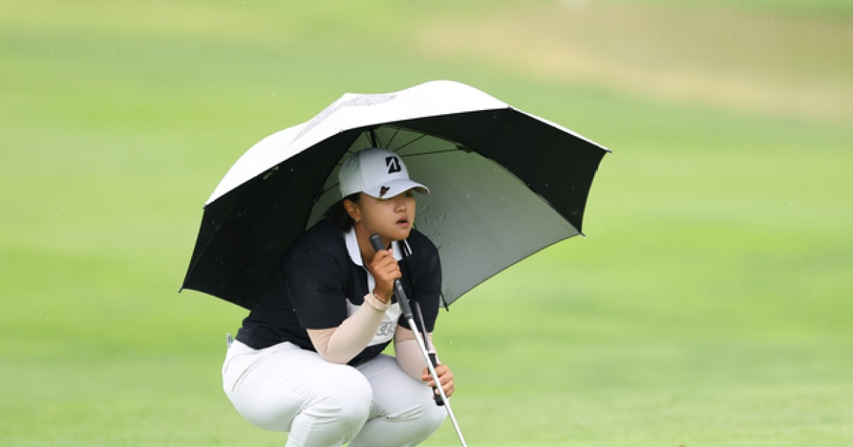 골퍼들이 알아야 할 필수 룰: 볼 닦기와 프리퍼드 라이의 차이