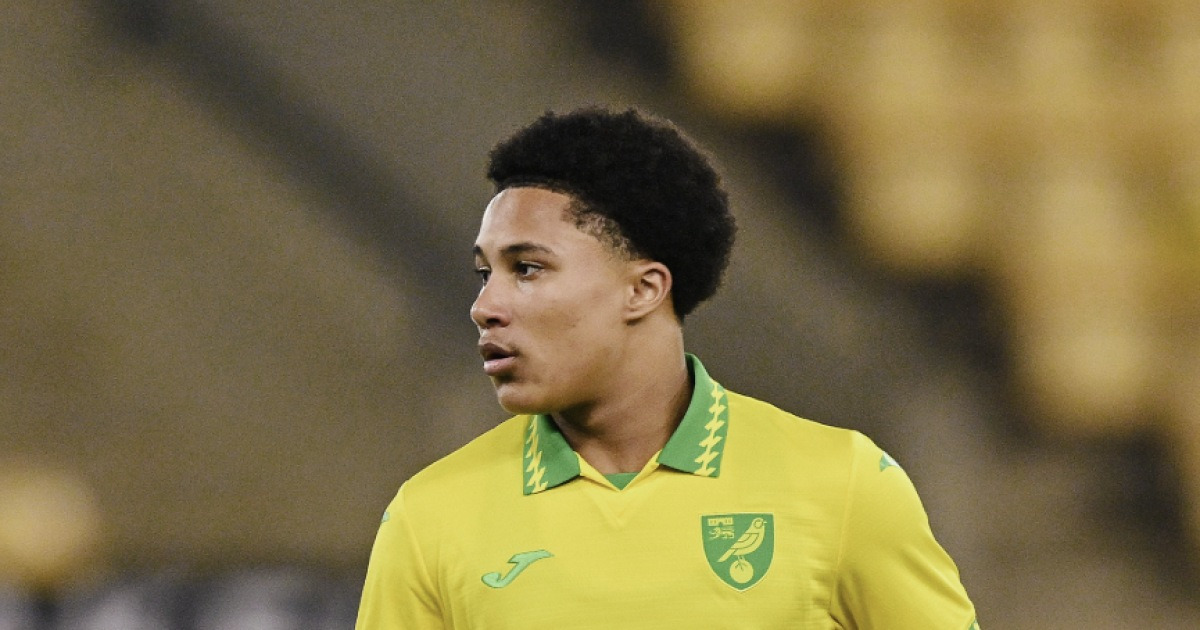 바르셀로나, 잉글랜드 16세 유망주 에이제이 타바레스 영입