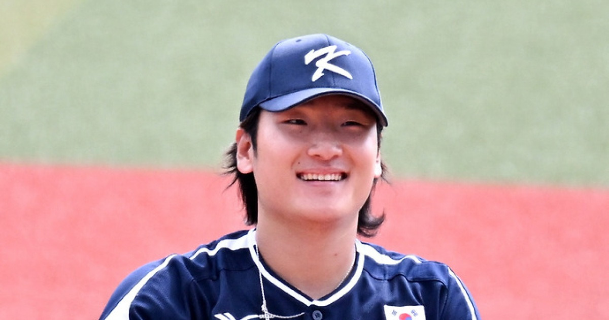 곽빈, 155㎞ 강속구로 WBC 대표팀 우완 에이스 자 里를 굳혀