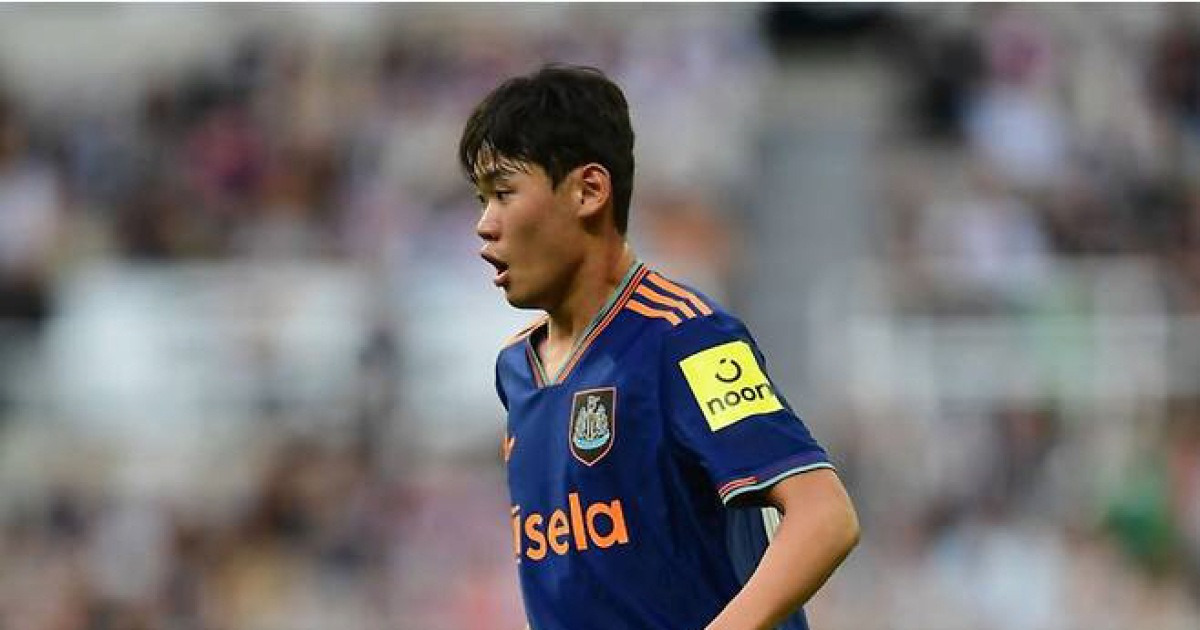 뉴캐슬은 UCL 16강에 진출했지만 박승수는 아직 기대에 부응하지 못했다