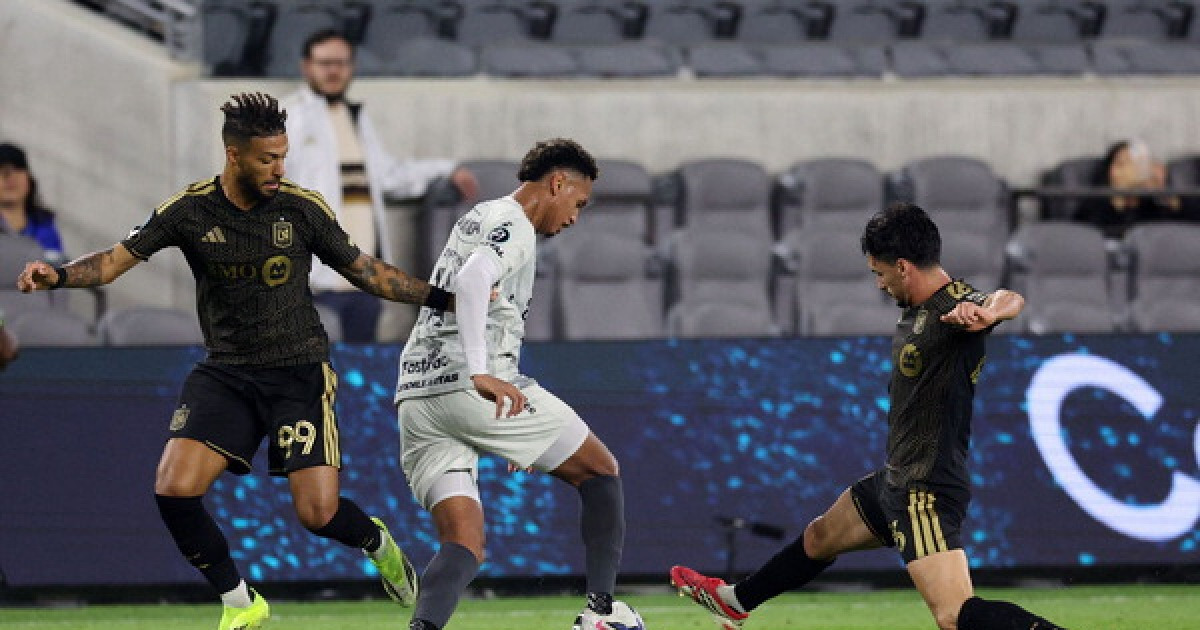 로스앤젤레스 FC, 16강 진출을 위한 승리