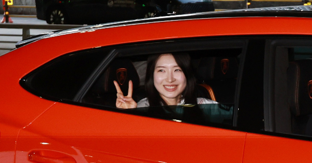 김길리, '람보르길리' 별명에 걸맞은 람보르기니 우루스 타고 귀국