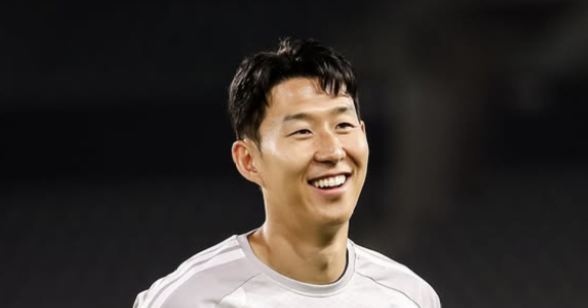 손흥민 ‘슈팅 0개·기회 창출 0회·경합 승률 0%’ 캡틴 완장 차고 출격, 아쉬운 성적표···산토스 감독 “리듬감 회복 중”