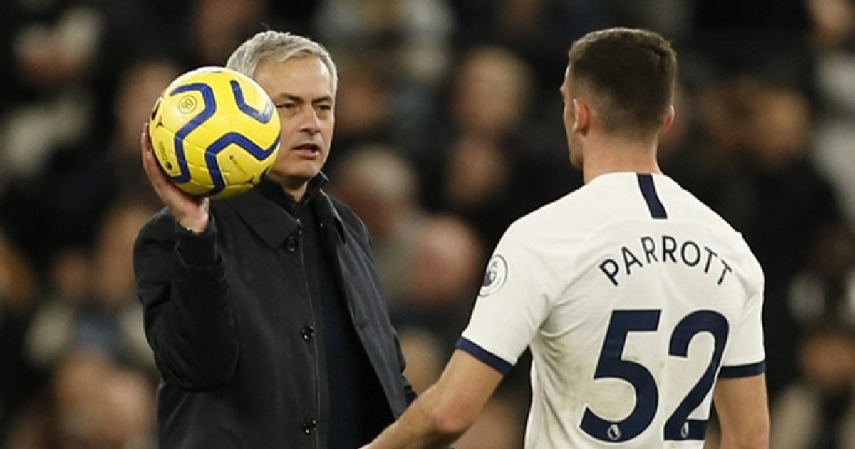 네덜란드 에레디비시에서 부활한 아일랜드 영웅, 트로이 패럿의 재기