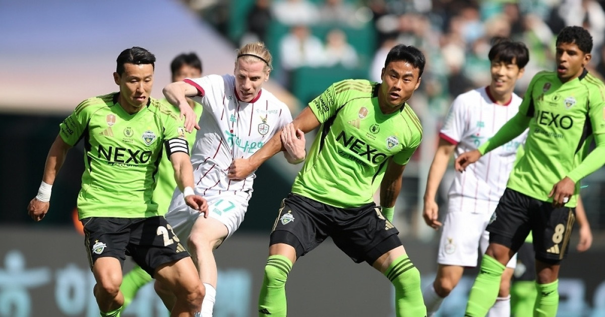 K리그1, 전북과 대전의 2강 구도 예고