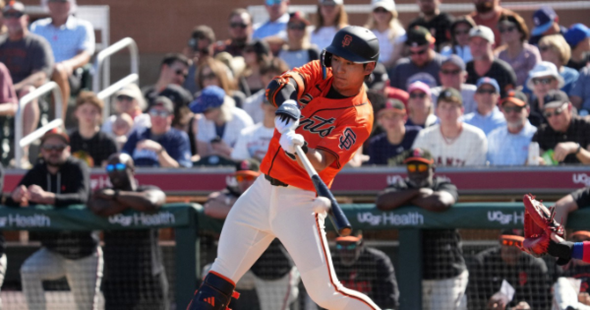 '타율 0.417' 이정후, 시범경기서 또 안타…3루타 포함 '멀티히트'