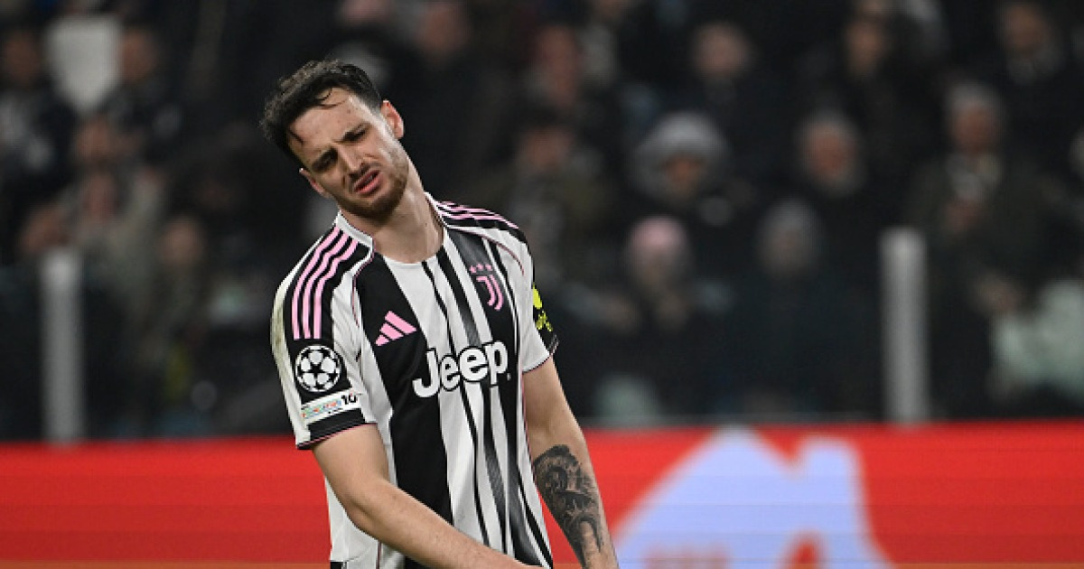 유벤투스, 10명으로 싸운 16강 진출 희망