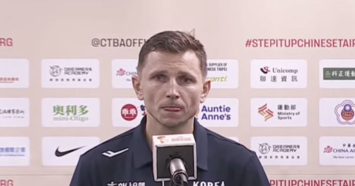 ‘한국대표팀 데뷔전 참패’ 니콜라스 감독 “잘못된 페이스로 경기했다”