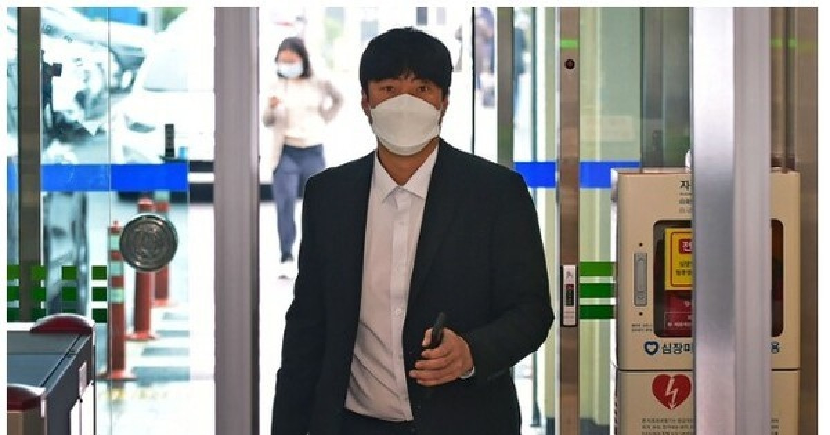 '원정도박→불명예 은퇴→4750만원 사기' 논란 끝판왕 전직 투수, 롯데 4인방 두둔? "야구는 하게 해달라" 발언 파장