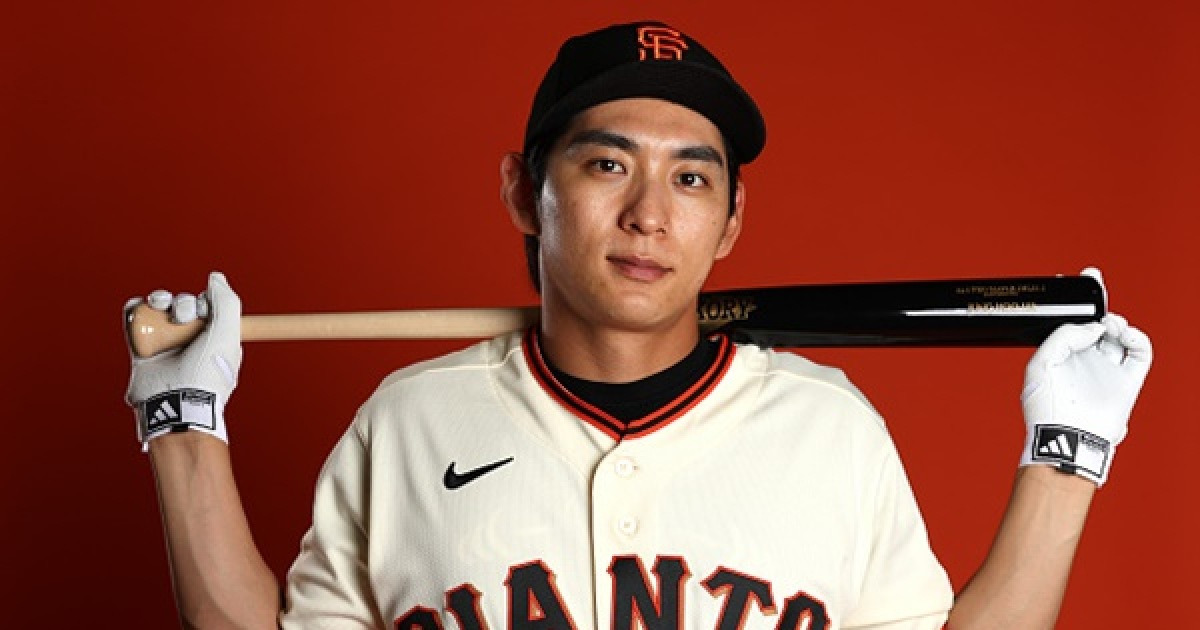 이정후, 시범경기서 3루타 포함 멀티히트…4경기 연속 안타 행진