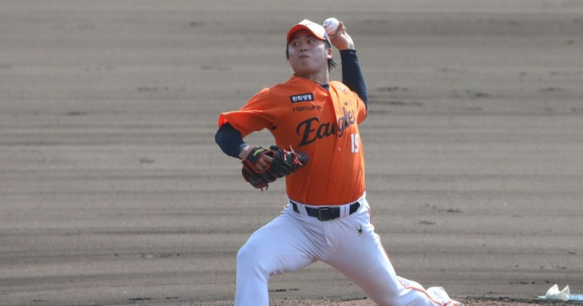 KBO 구단들 배가 아프나… 한화가 채간 그 선수 ‘ERA 0의 행진’, 20만 달러 신화 대기 중
