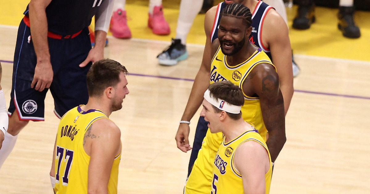 루카+르브론+리브스 조합 최악! 포지션 중복 마지노선 넘었다. 최악의 데이터. 美 매체 "3명 함께 뛸 때 리그 최악의 공격력"