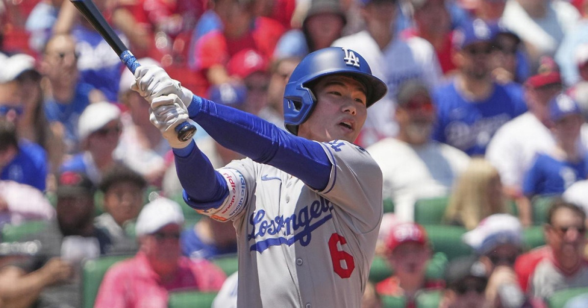WBC 대표팀 합류 앞둔 김혜성, MLB 시범경기서 결승 홈런 폭발
