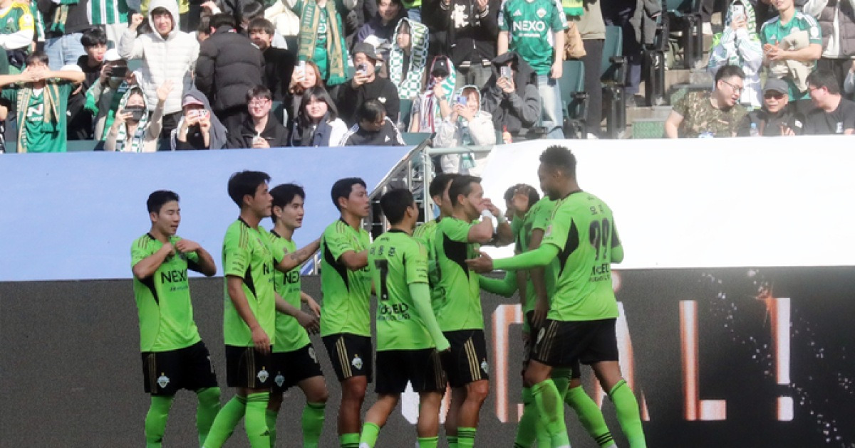 2026 K리그, 새로운 시즌의 시작: 전북과 울산의 강력한 도전