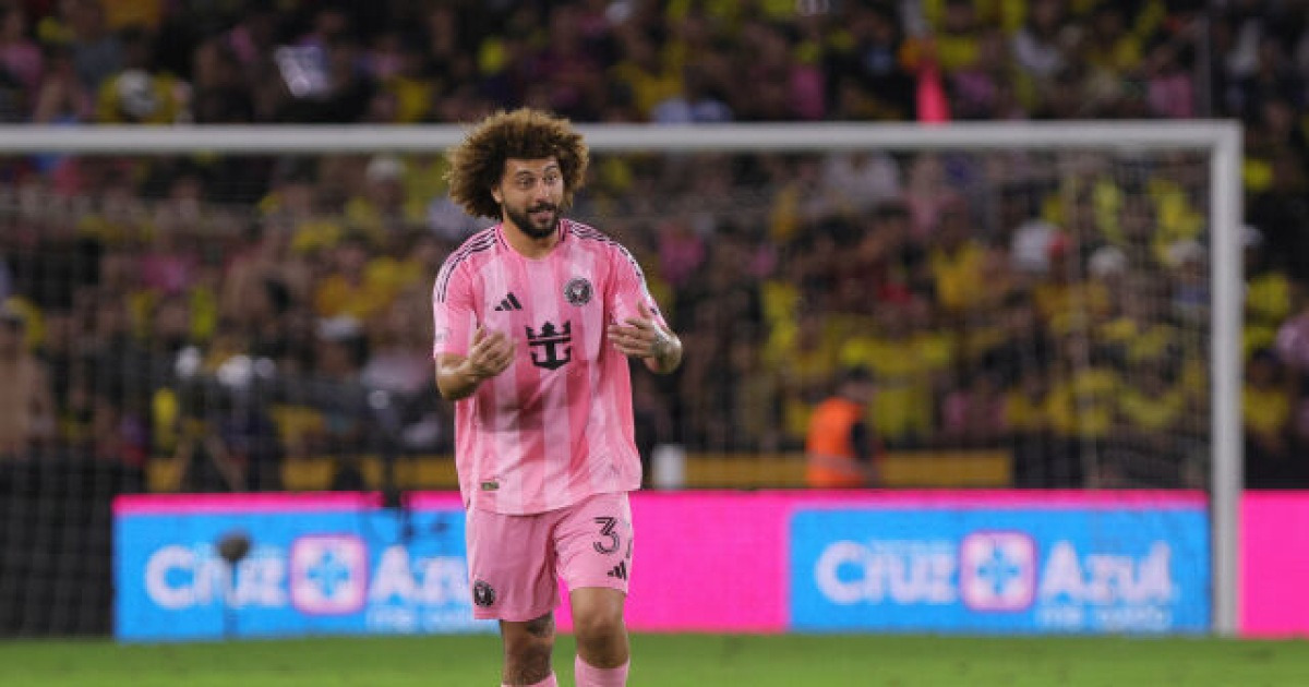 "손흥민은 훌륭한 선수, 정말 고마웠다"…맞대결 완패에도 유니폼 교환 성공, 메시 동료 극찬