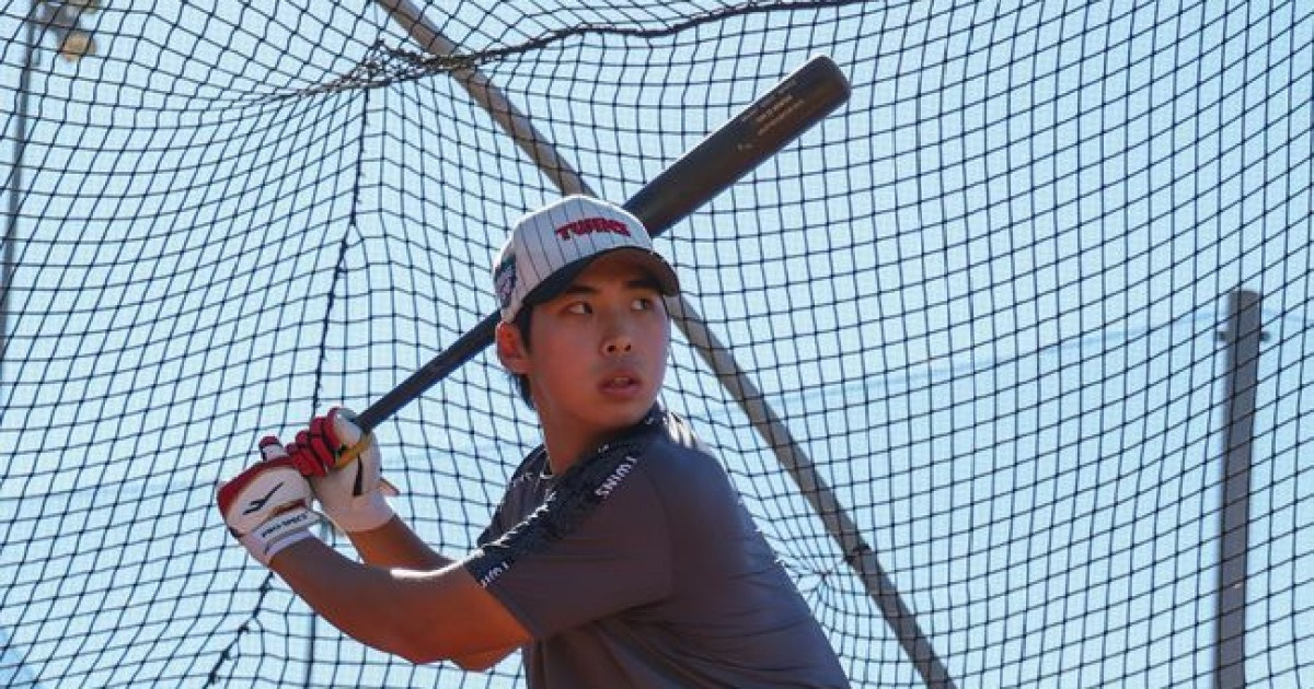 투수→타자 전향, '홈런' 치고 얼마나 신났으면 44일이 일주일처럼 짧았다…염갈량은 ‘오지환 후계자’로 점찍다