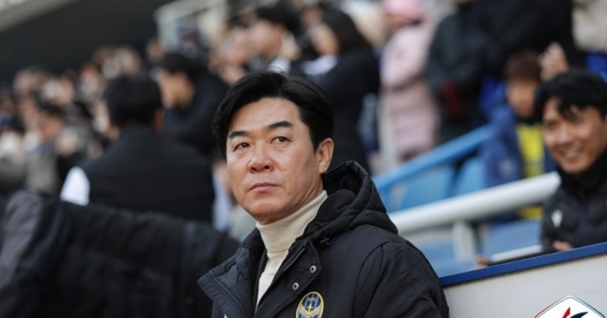 [그래도 K리그] '승격' 인천의 윤정환, FC서울 김기동과 '벤치 대결' 승자는?