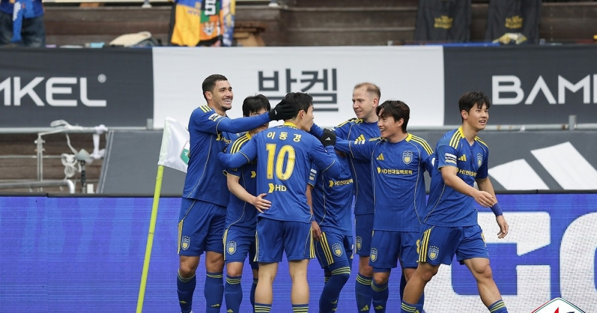 [GOAL 현장] ‘야고 멀티골 大폭발+김현석 K리그1 데뷔 승’ 울산, 강원 3-1 완파