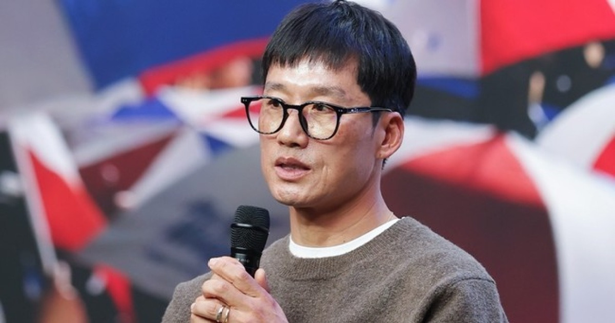 수원과 서울 이랜드의 승부: K리그2 1라운드의 열기