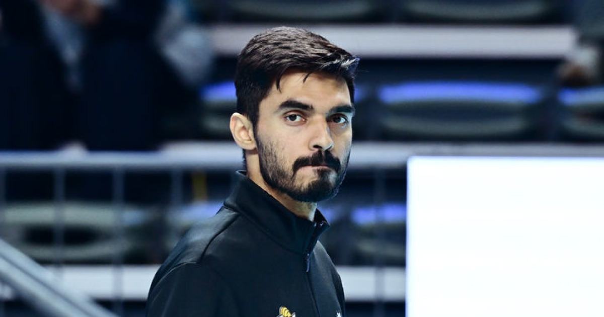 하현용 KB손보 대행 "아밋, 투입 준비"…'5연승' 우리카드 "공에만 집중"