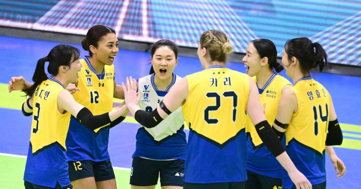 현대건설, IBK기은 꺾고 파죽의 6연승…승점 2점 차 선두 추격