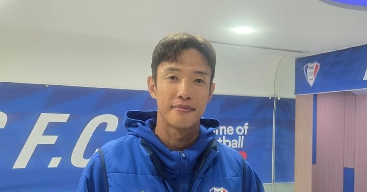 '수원 주장' 홍정호, 스승 이정효에 감탄 연발…"이런 감독님 없어요"