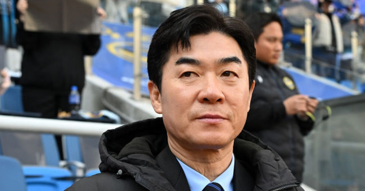 '서울전 1-2 패배' 인천 윤정환 감독, "나오지 말아야 할 실수가...개선할 수 있다고 믿어" [인천톡톡]