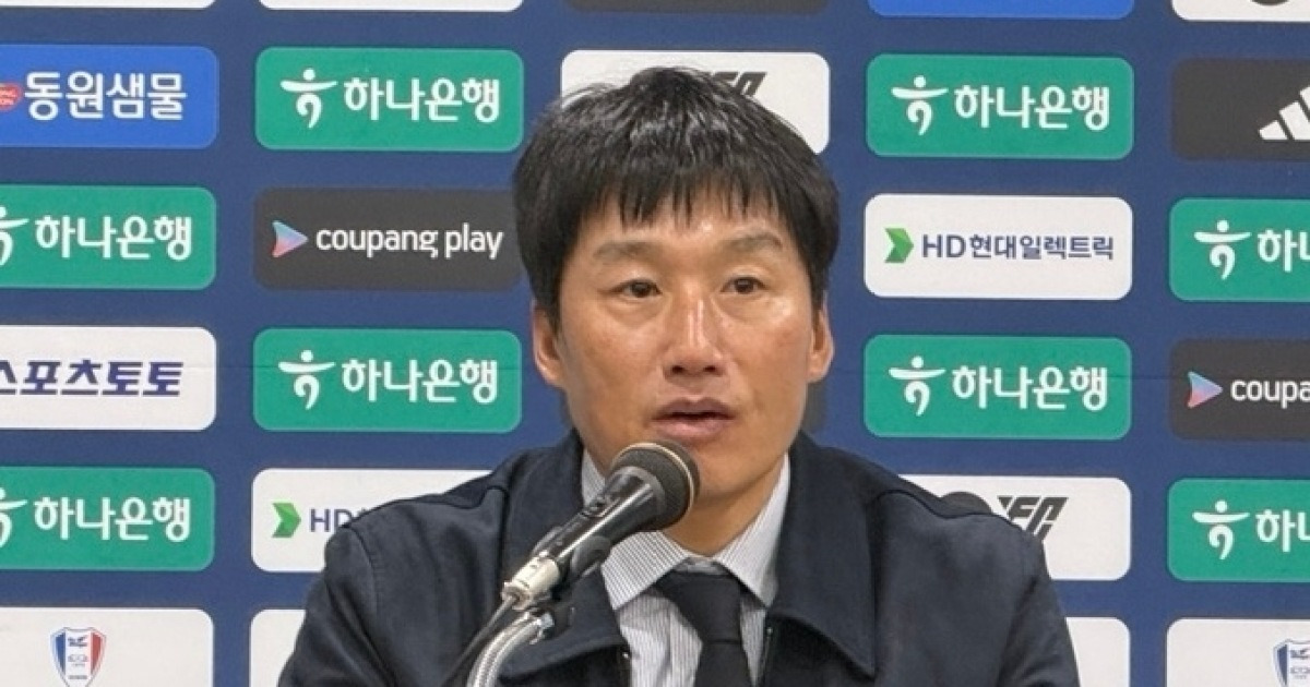 수원 데뷔전서도 '깜짝 극대로' 이정효 감독, 득점 직후 분노한 이유는 "연습한 대로 해야 하는데..." [수원 현장]