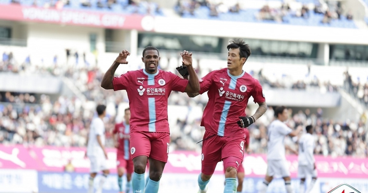 신생팀 용인, K리그2 개막전서 천안과 2-2…수원FC는 충북청주 대파