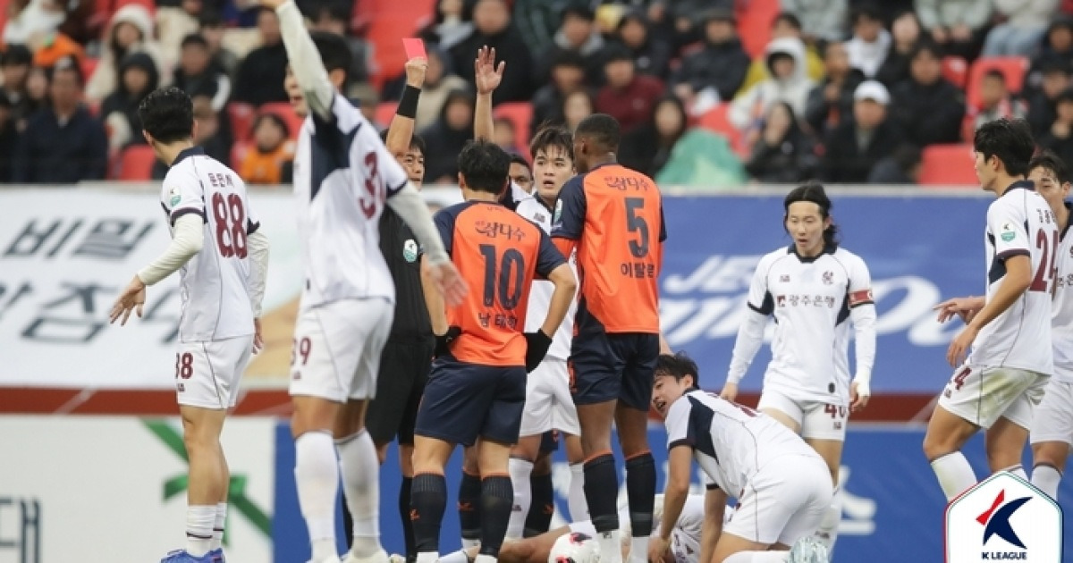 제주, 광주와 0-0 무승부...세르지우 감독 데뷔전서 난관