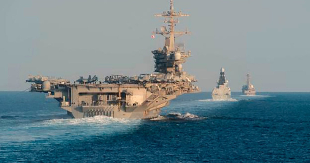 호르무즈 해협 항해 관련 이미지