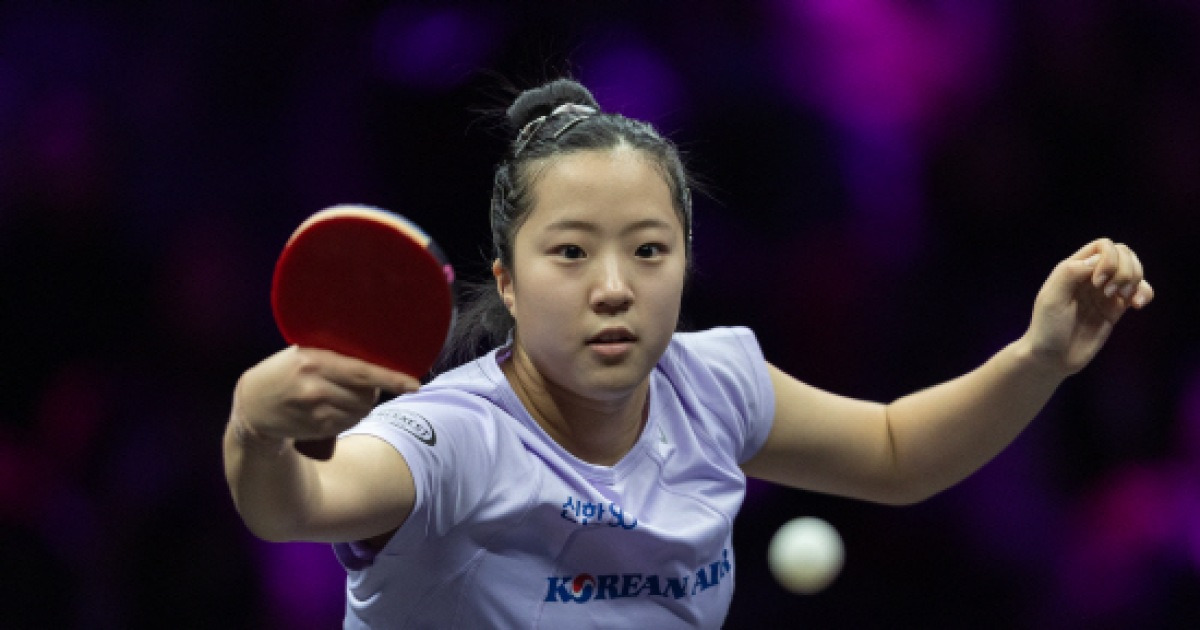 신유빈, '한국전 47전 전승 킬러' 왕만위와 당당하게 싸워 인상적이었다…'복식 준우승 2회' 못지 않은 성과