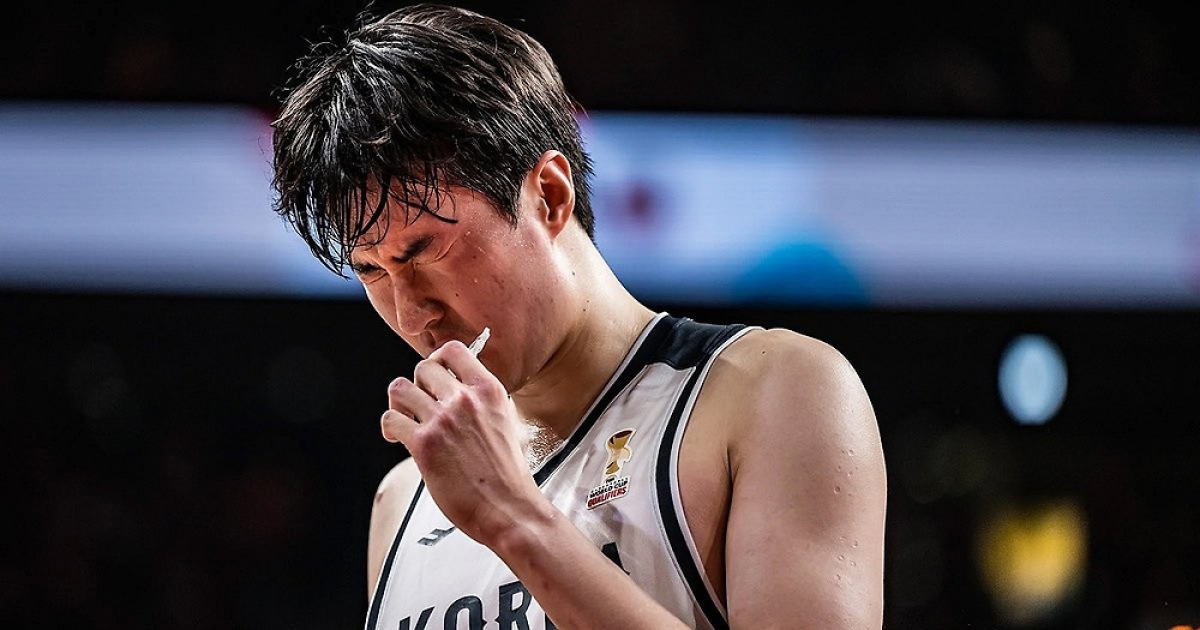 한국 농구, 일본에 72-78 패배... 리바운드와 세컨드 찬스에서 밀려