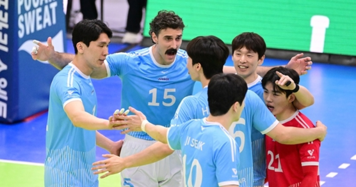 인천 대한항공, 4연승 질주... 수원 한국전력 꺾고 2위 자리 단단히 지킨다