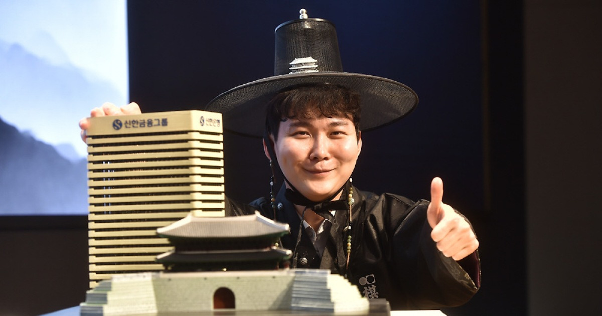 '中 꺾고 기선전 초대우승' 박정환 9단, 누적 상금 108억원 돌파…'전설' 이창호 넘어 역대 상금 1위 등극