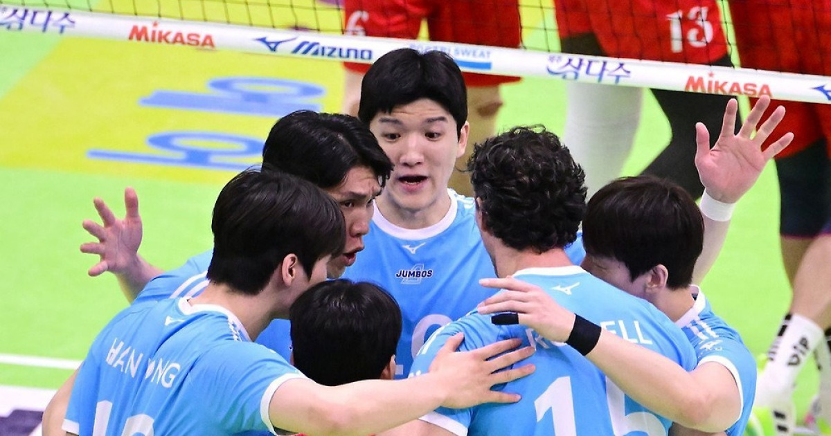 대한항공 4연승 고공비행, 2위 현대캐피탈과 승점 4점 차